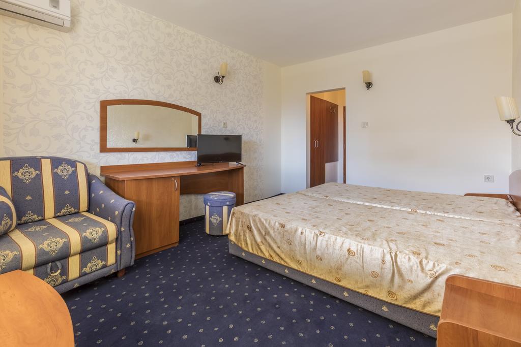 Hotel Черноморець Екстер'єр фото